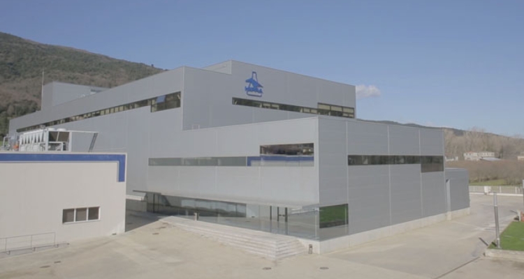 HIPRA - Fachada instalaciones Amer