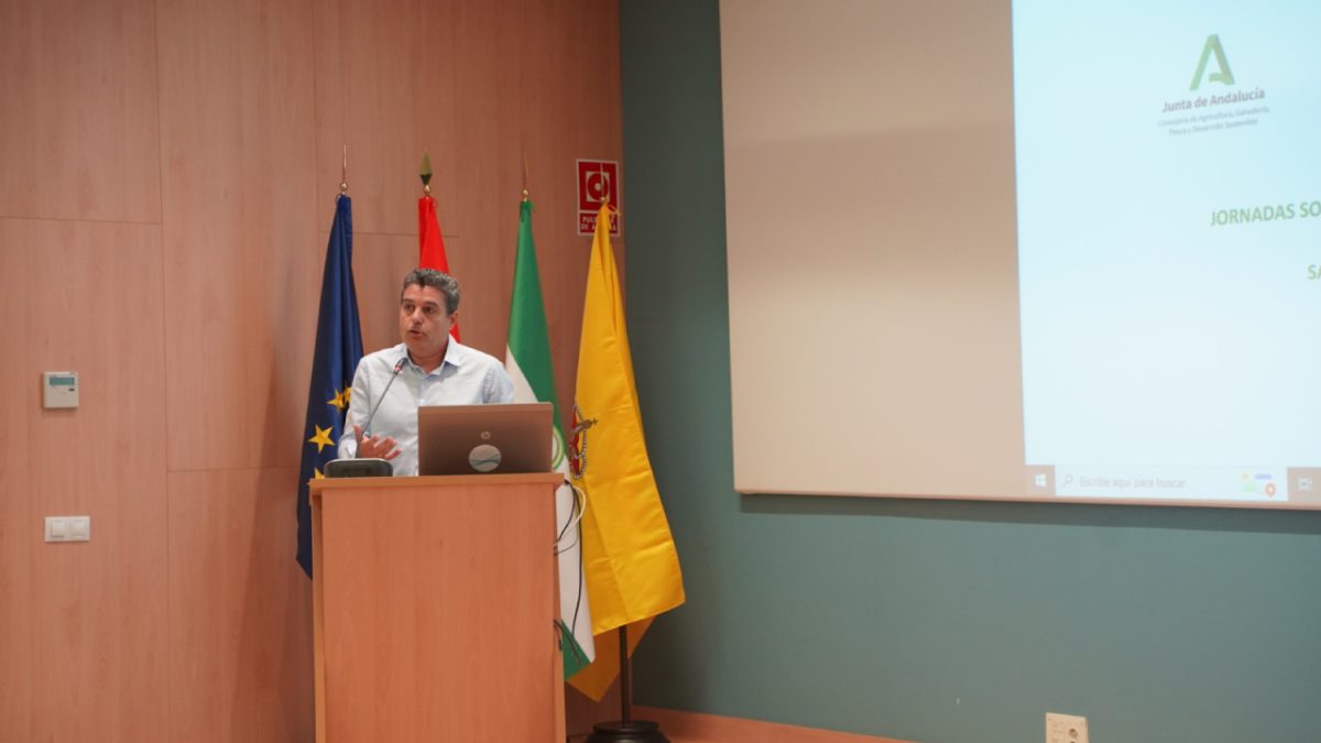 Alfonso Macías, técnico de ASEMA