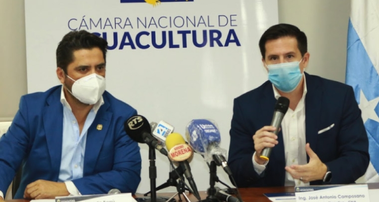 Jose Antonio Camposano (CNA) junto a Ministro Producción Jose Antonio Camposano (CNA) junto a Ministro Producción