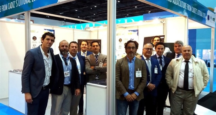 delegacion-extenda-seafex-dubai