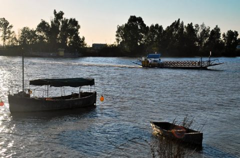 Embarcadero en Coria del Río