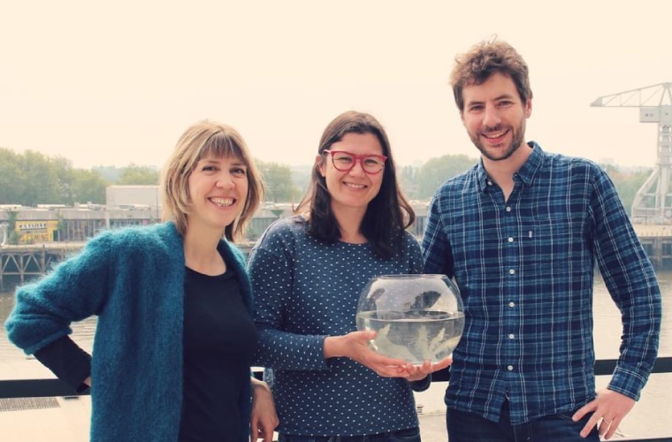 Charlotte Schoelinck, Caroline Madoc y Gabriel Boneu | Lisaqua Charlotte Schoelinck, Caroline Madoc y Gabriel Boneu | Lisaqua