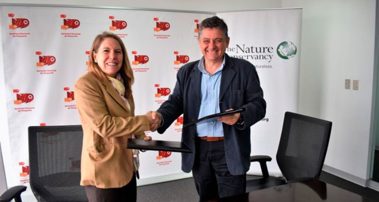 firma-convenio-snp-natural-conservancy