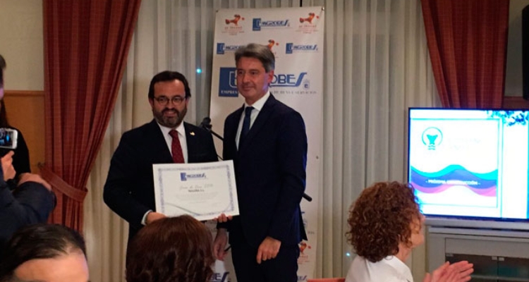 ignacio-gonzalez-insuina-grove-oro