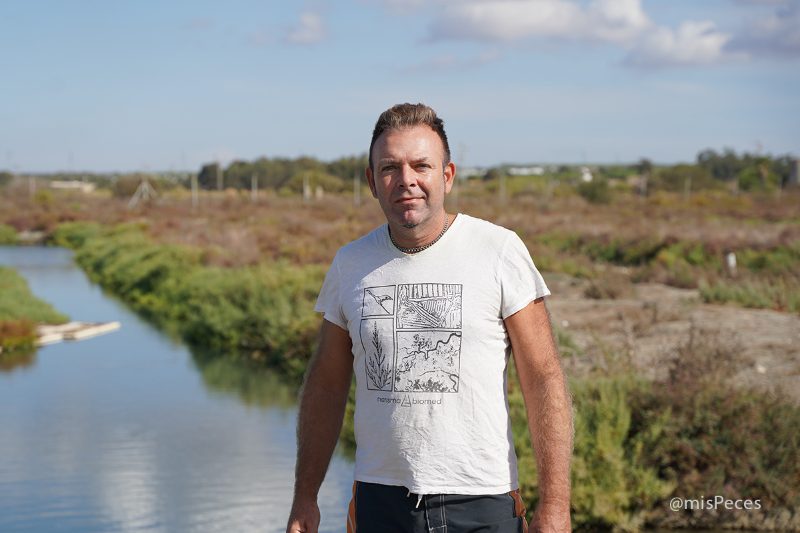 Joan Montaner aborda la lucha contra el ictus cerebral con salicornia cultivada en los esteros de CUPIMAR