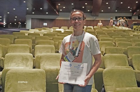 Laura Ballesteros, ganadora ePoster AE21MAD