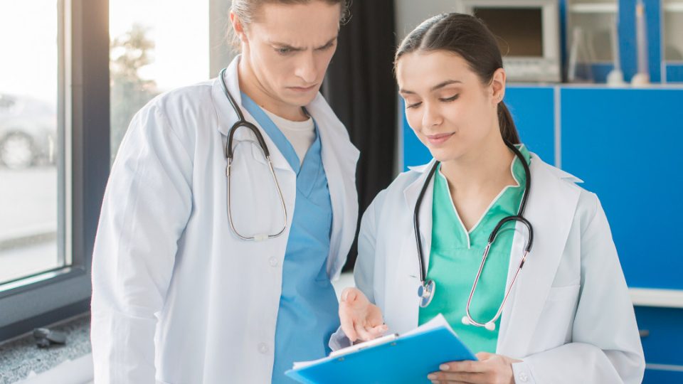 Médicos diagnóstico