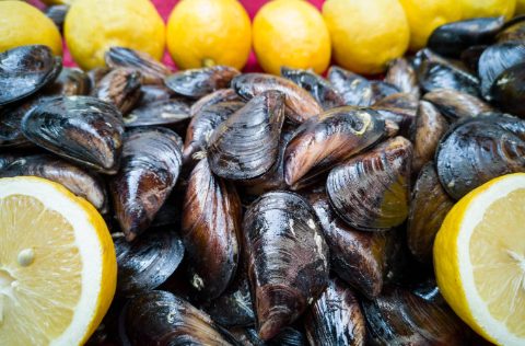 mejillones con limones