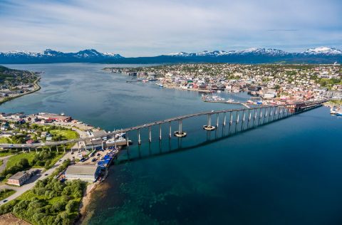 Noruega, puente en Tromso