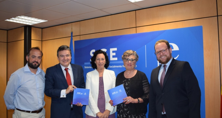 Servicio Central de Cultivos Marinos de la UCA participa en la presentación de la Norma SGE 21 de Gestión Ética y Responsable