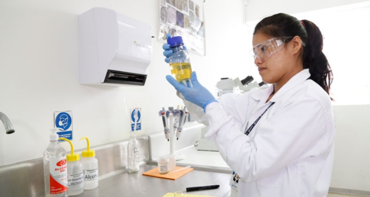 personal-laboratorio-sanipes