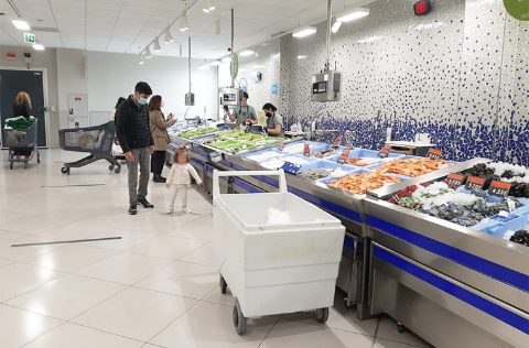 Pescadería de cadena minorista