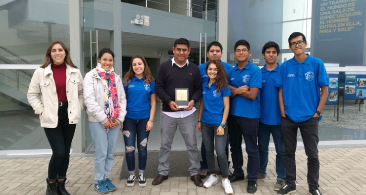 profesorado-alumnado-cientifica-sur-peru-760