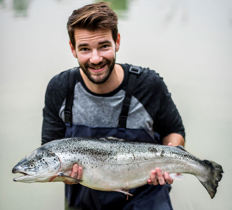 salmon-fresco-pescador-760