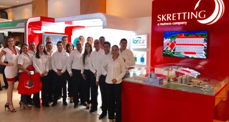 Equipo comercial Skretting Ecuador