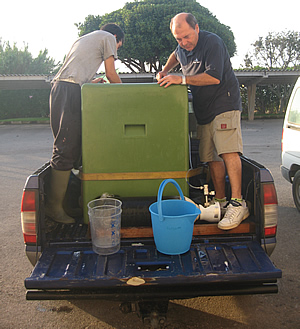 aurelio-ortega-carga-huevos