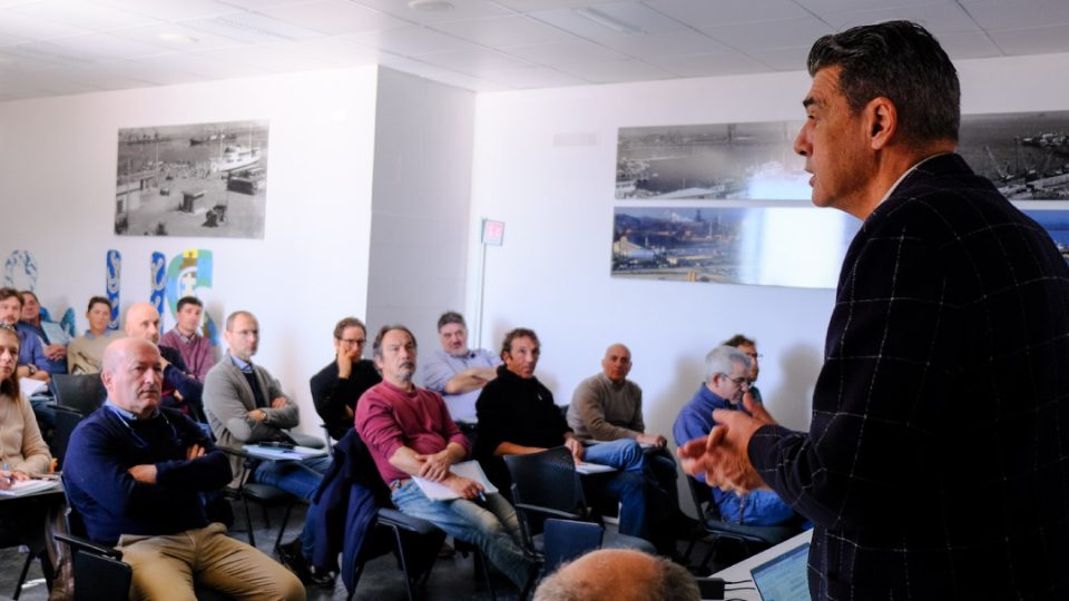 Reunión de API en Piombino, Italia