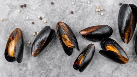 mejillones en tabla